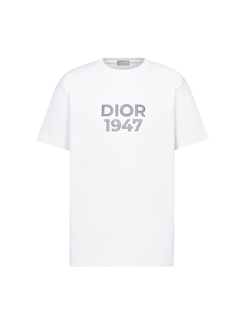 T-SHIRT WITH COMFORTABLE FIT