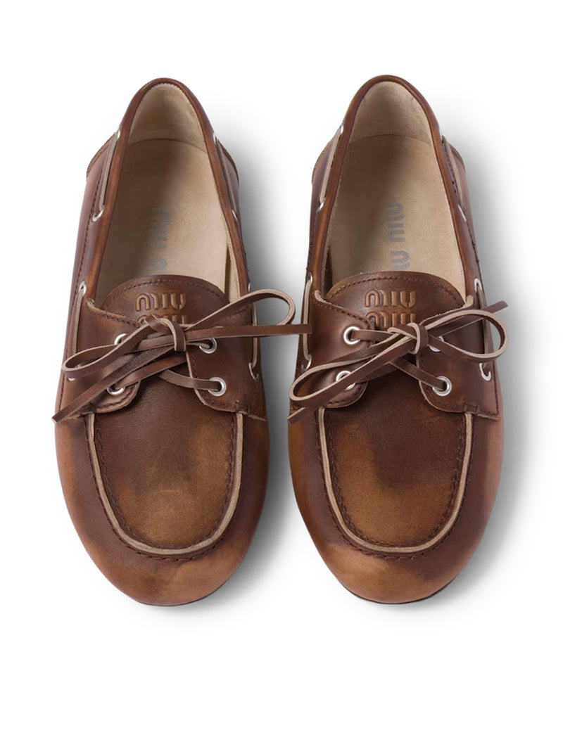 UNLINED BOAT LOAFERS IN DECOLORED LEATHER