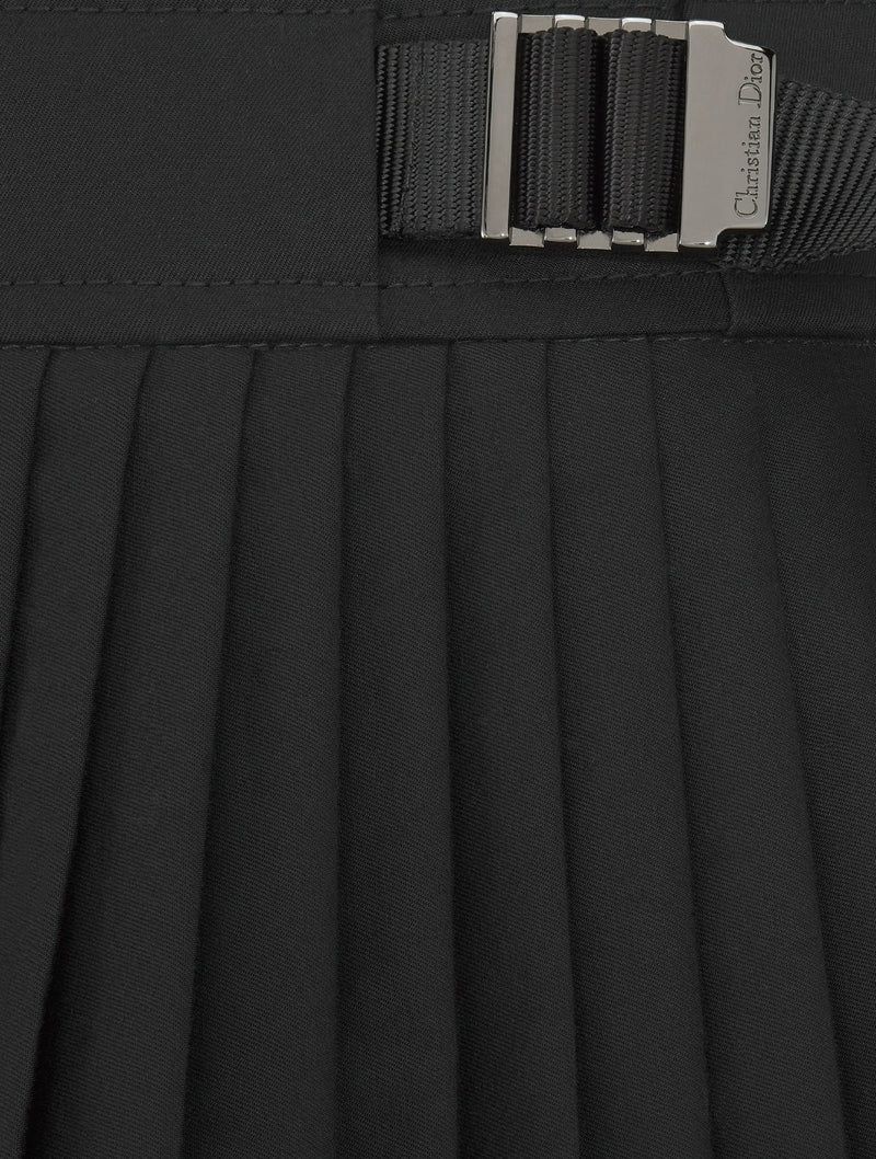 Pleated mini skirt