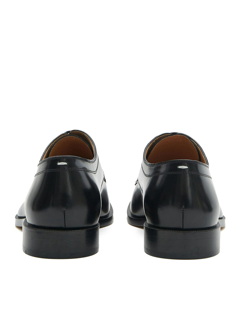 DERBY TABI IN POLISHED CALFSKIN