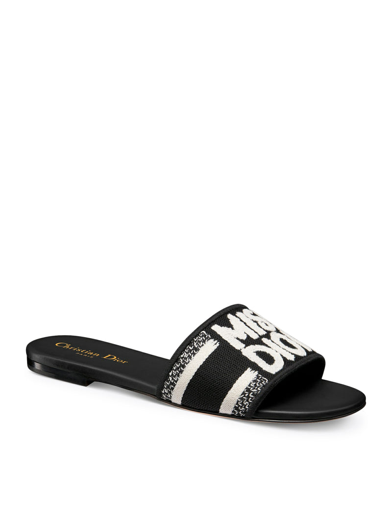 Dway Sandal