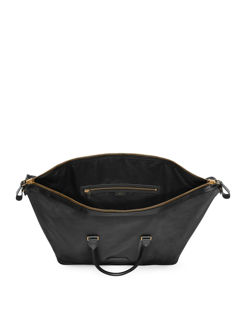 RECYCLED NYLON TRAVEL BAG