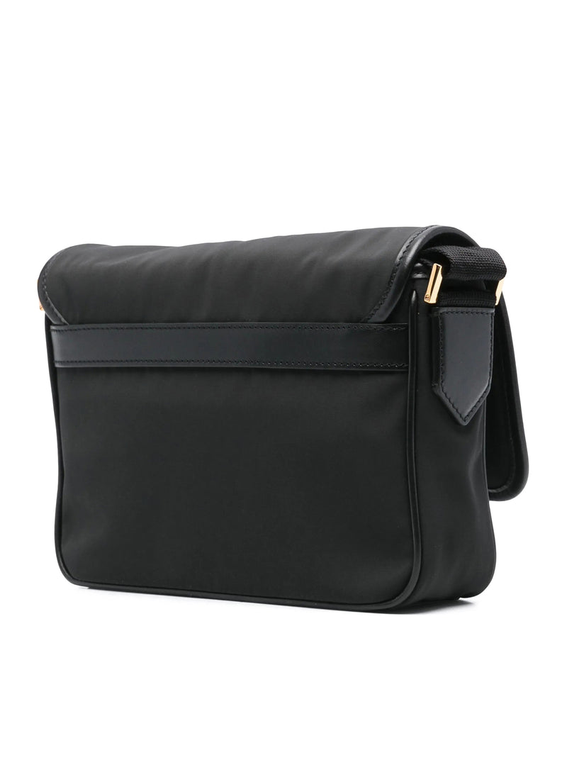 MESSENGER BAG WITH APPLICATION