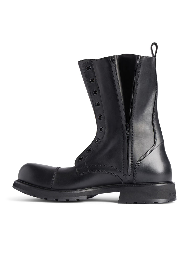 LACE-UP BOOT IN SOFT CALF LEATHER