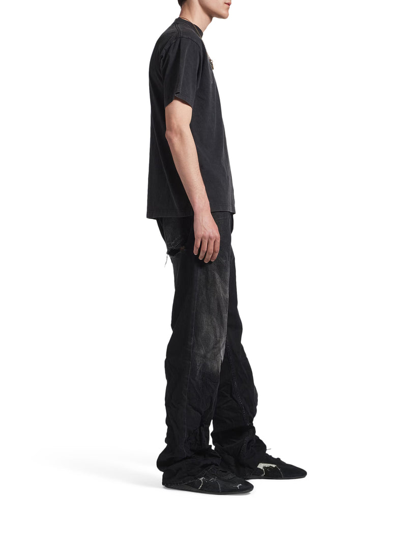 STANDARD REGULAR FIT T-SHIRT IN BLACK DÉLAVÉ