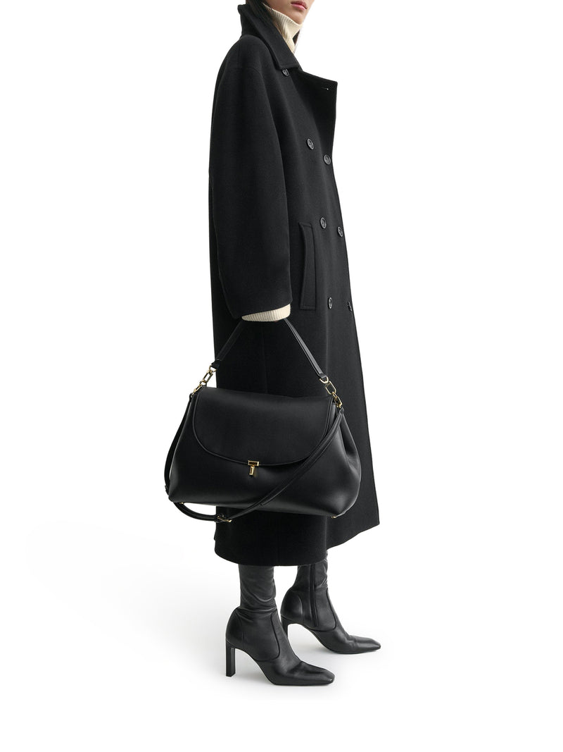 T-LOCK LEATHER SHOULDER BAG