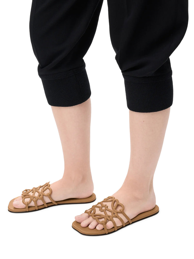 ANAGRAM PETAL SLIDE IN CALFSKIN