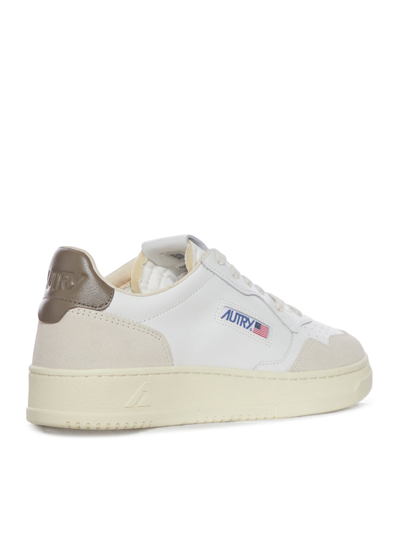 AUTRY MEDIALIST IN WHITE LEATHER