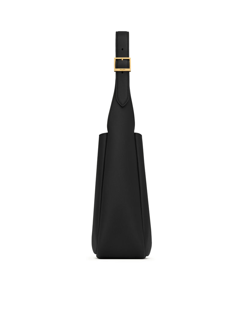LE 5 À 7 SUPPLE SMALL IN HAMMERED LEATHER