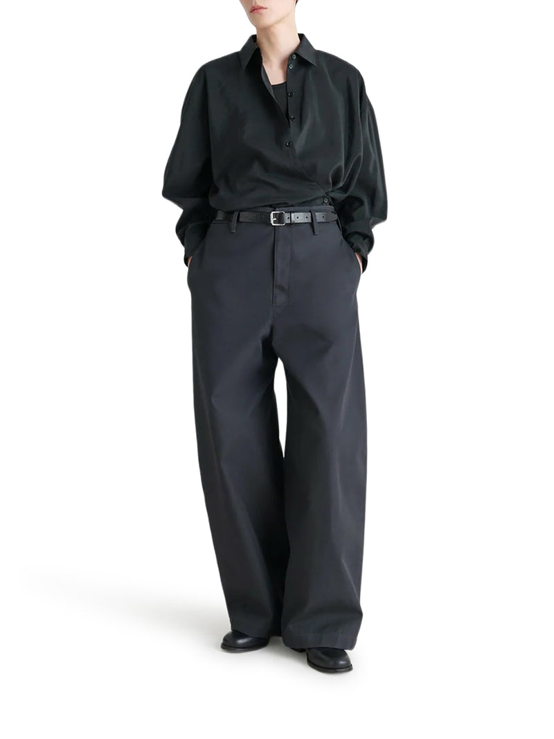 STRAIGHT COLLAR TWISTED SHIRT