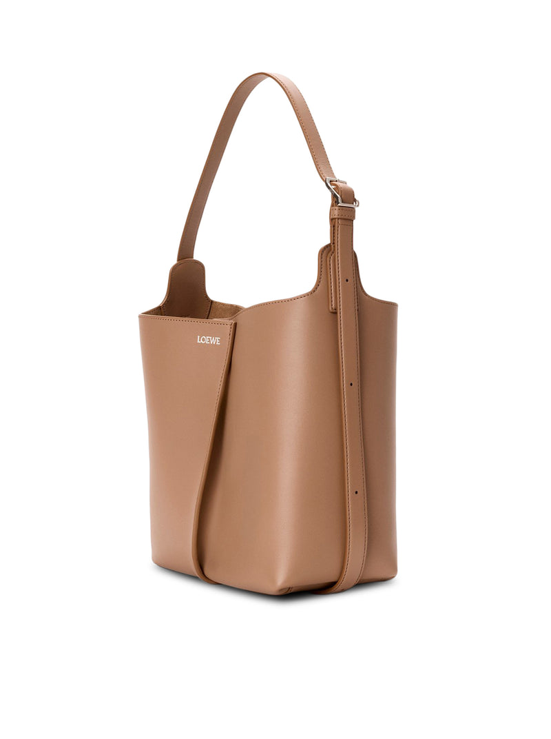 BILBAO MEDIUM BUCKET BAG IN SMOOTH CALFSKIN