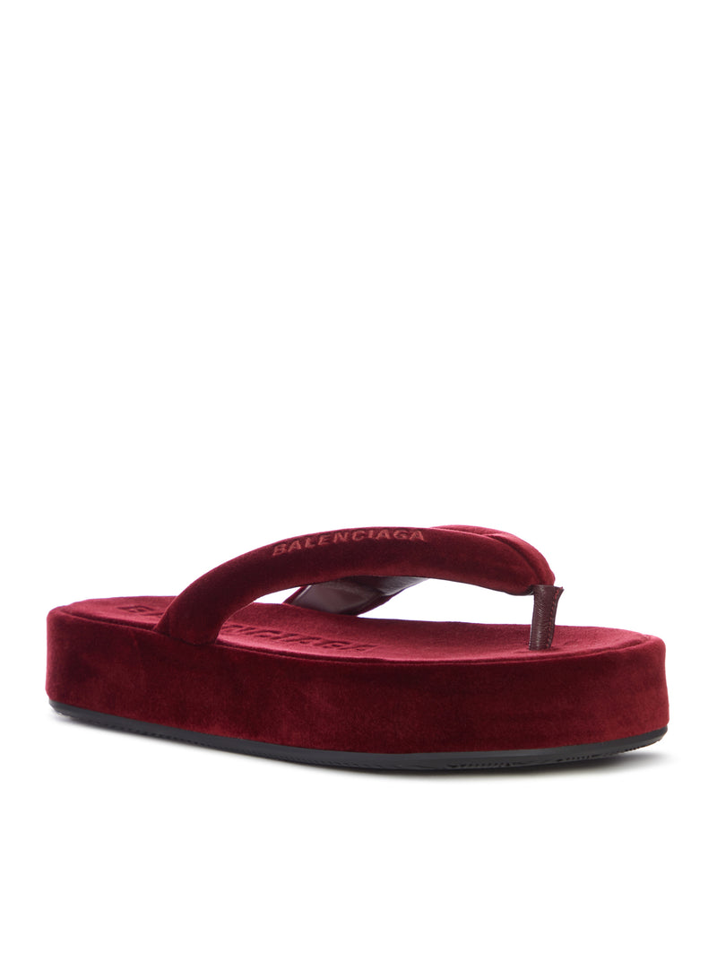JET LAG FLIP FLOPS IN BURGUNDY