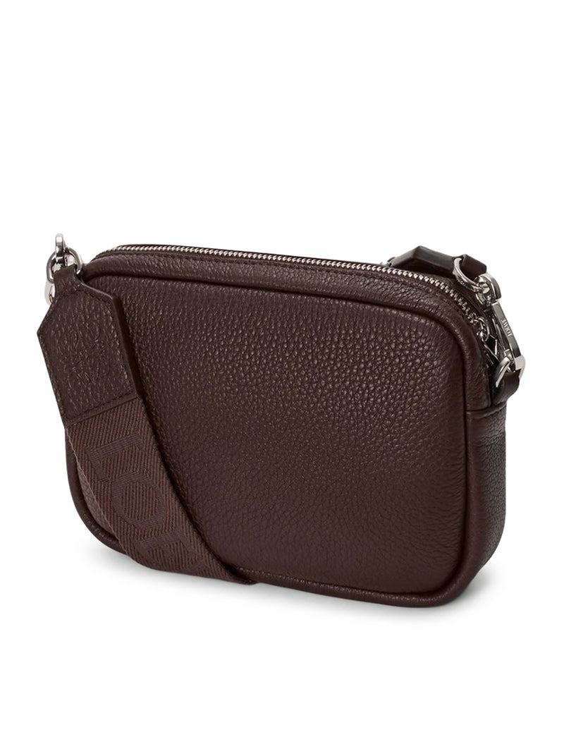 SMALL PEBBLE MESSENGER BAG IN SOFT GRAINED CALFSKIN