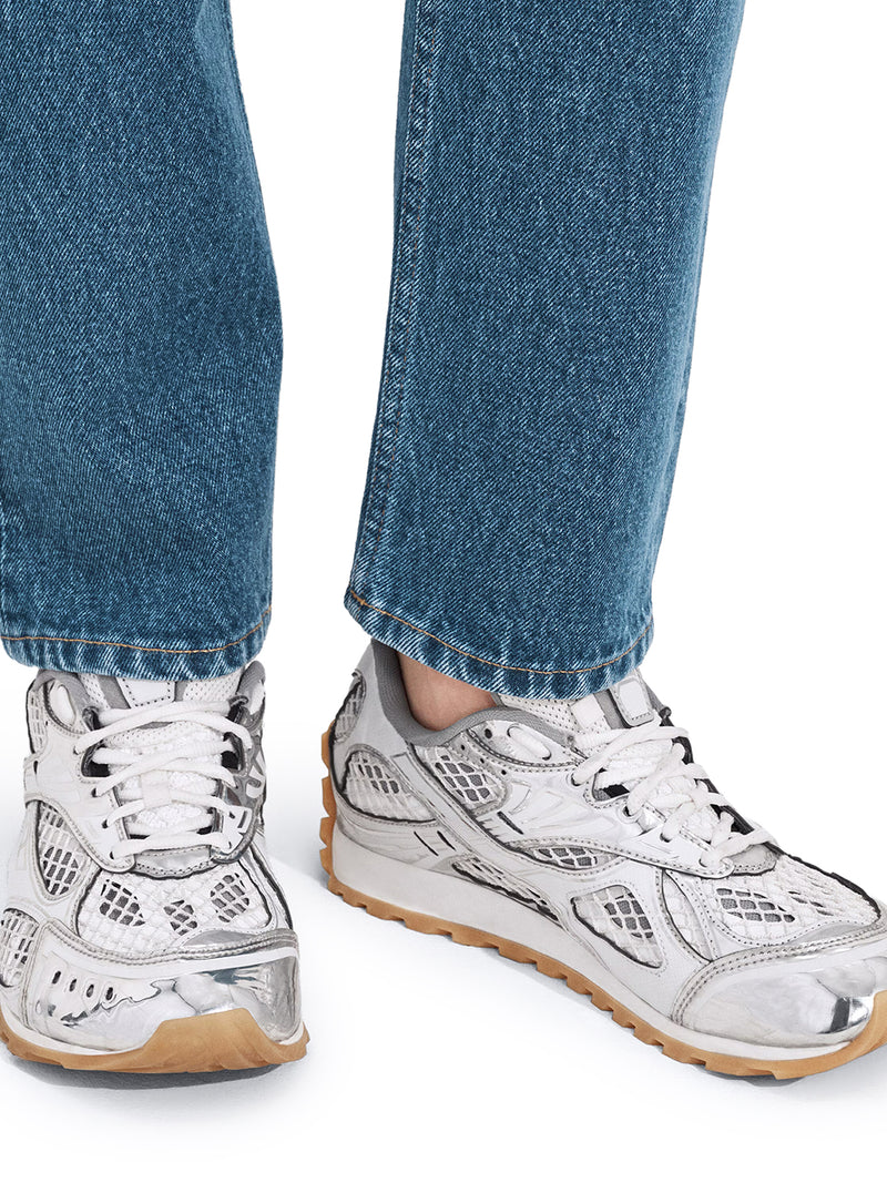 SNEAKER ORBIT