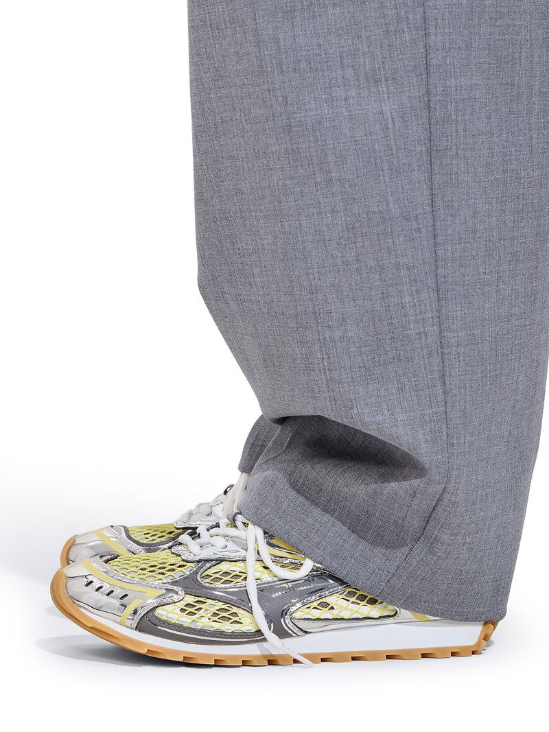 SNEAKER ORBIT