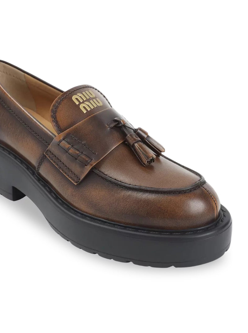 SMOOTH LEATHER LOAFERS WITH TASSELS