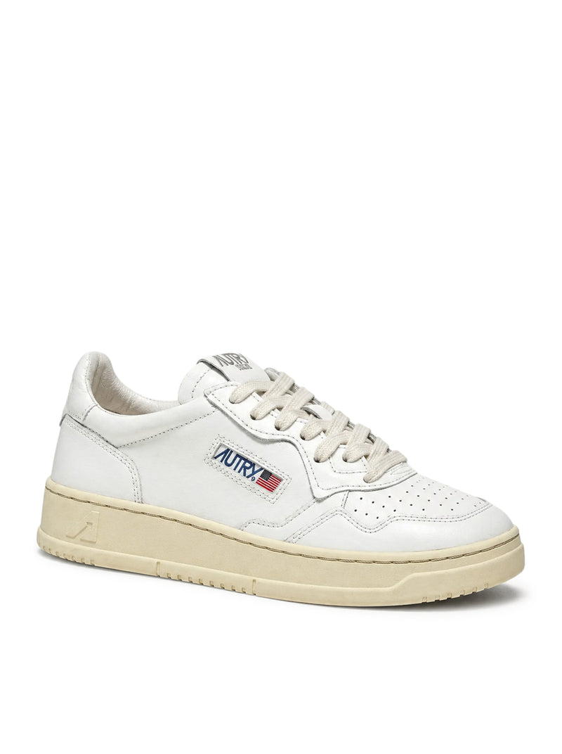 MEDALIST LOW SNEAKERS IN WHITE LEATHER