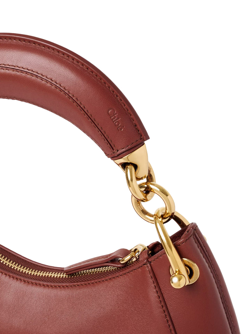 BANANA LEATHER SHOULDER BAG