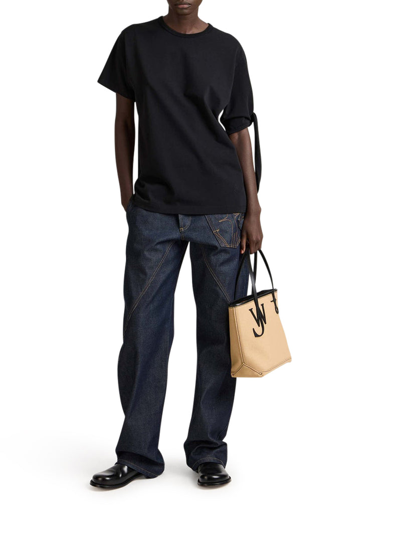 BLACK T-SHIRT WITH KNOTTED SLEEVES