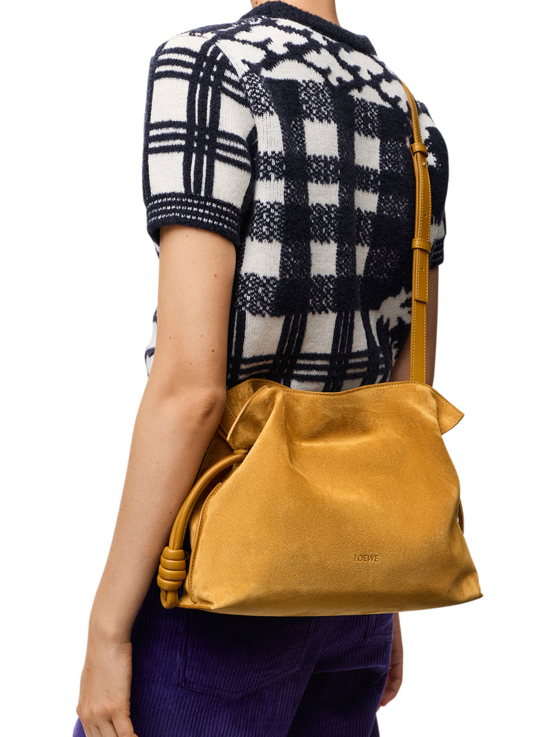 MEDIUM FLAMENCO CLUTCH IN SUEDE