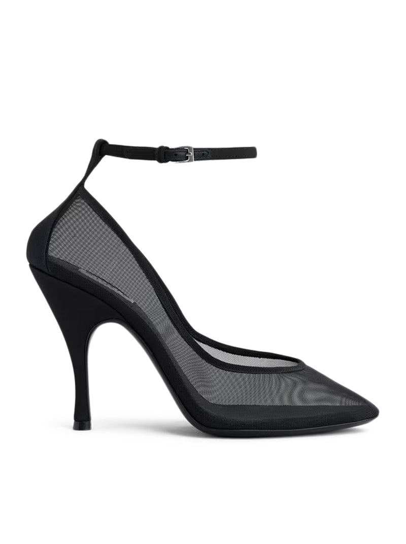 PUMPS WITH MESH STRIPS