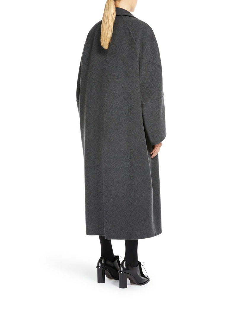 Oversized wool and cashmere coat