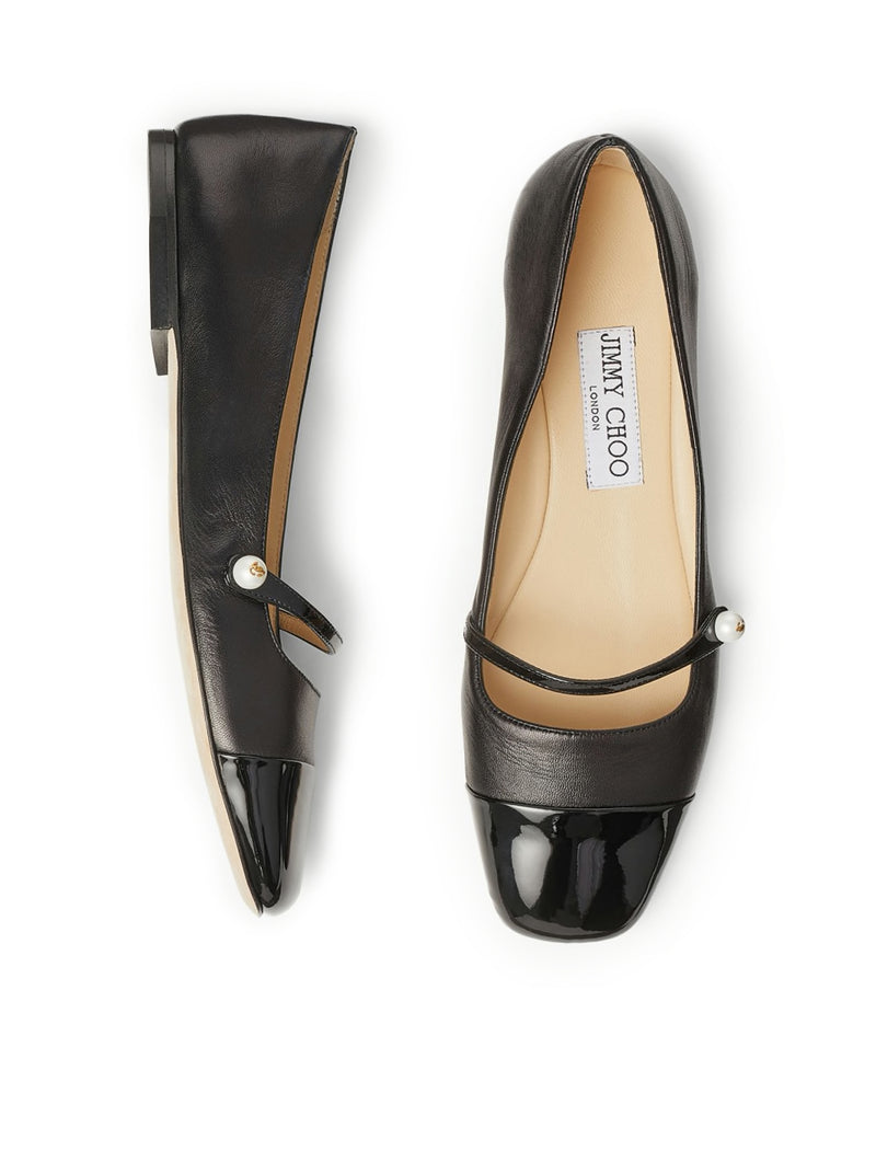 Flat shoes in nappa and black patent leather