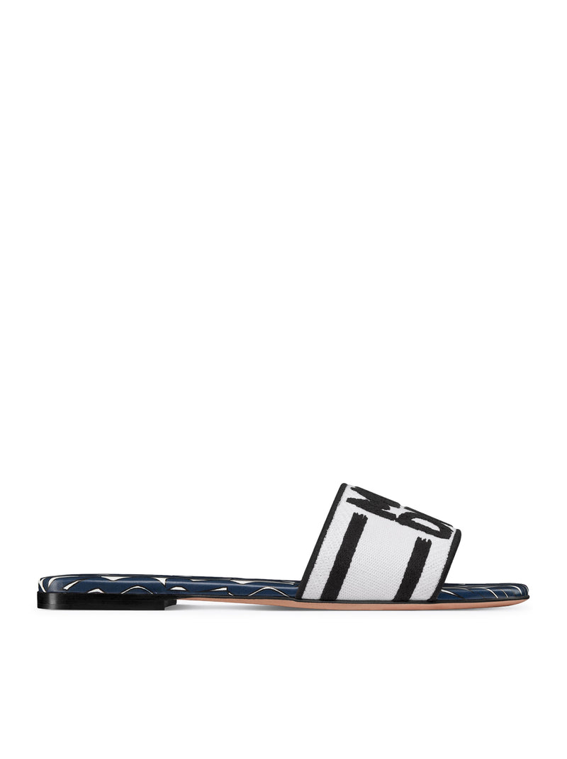Dway Sandal