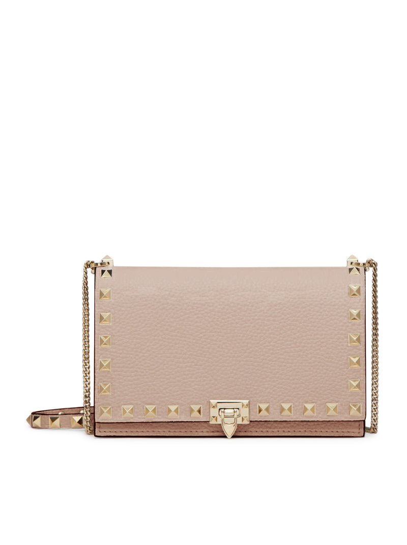 POUCH WITH ROCKSTUD CHAIN IN GRAINED CALFSKIN