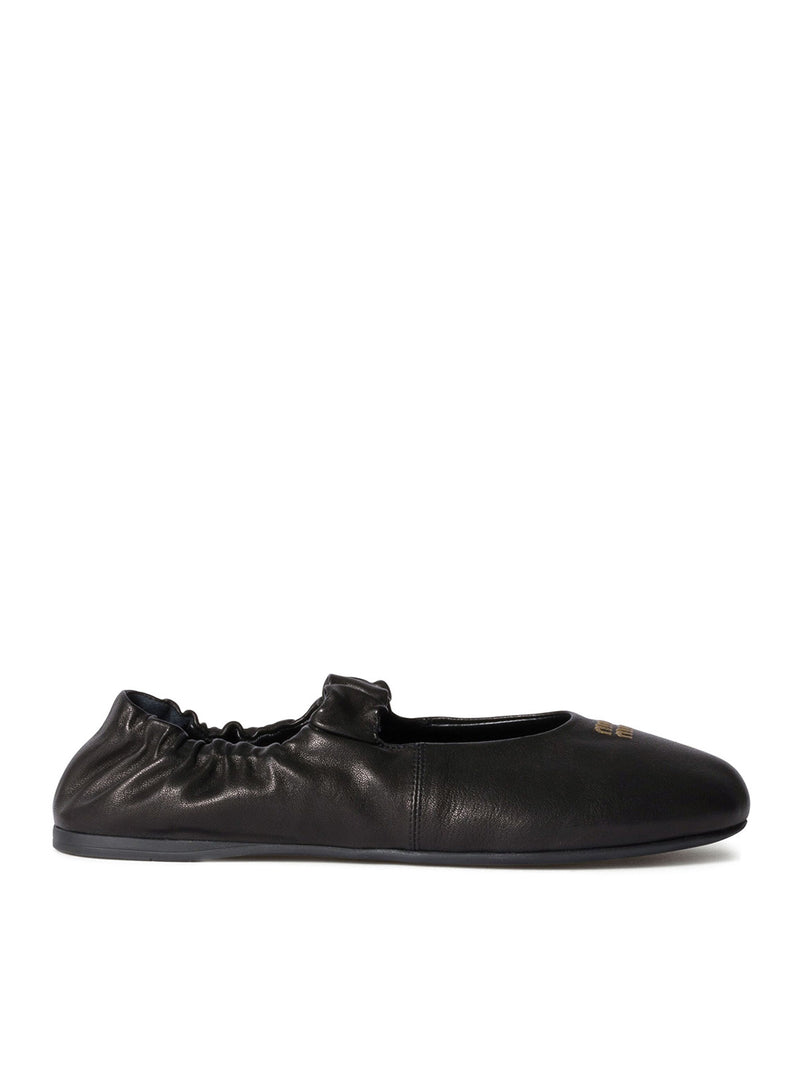 LEATHER BALLERINAS WITH LOGO