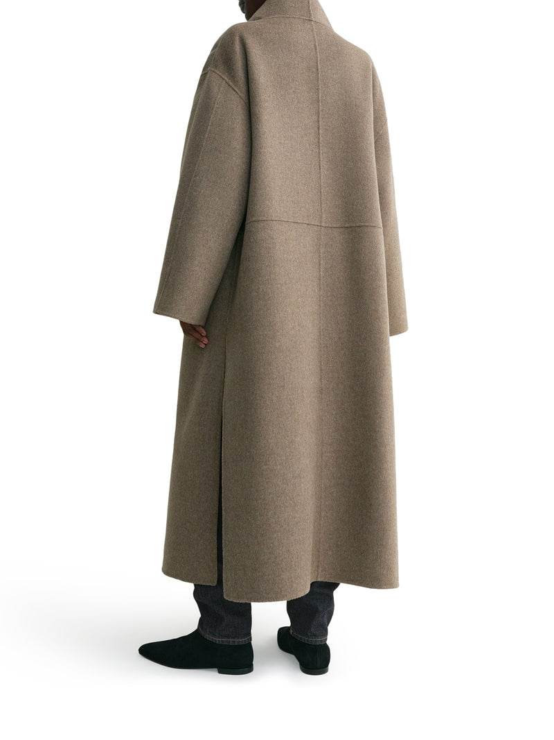 SIGNATURE WOOL AND CASHMERE COAT