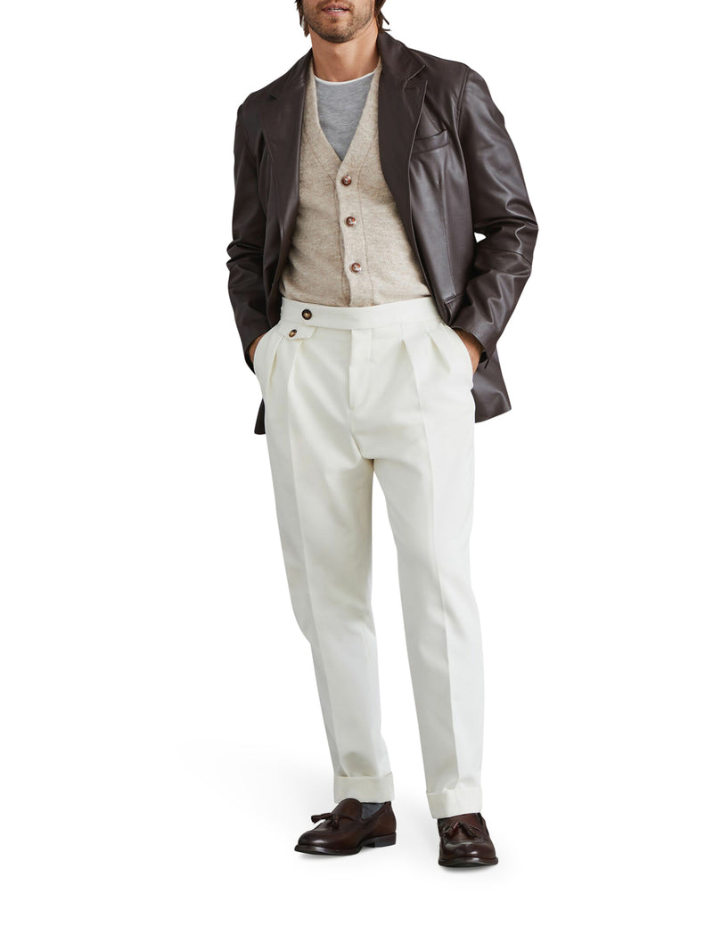 Tapered trousers with pleats