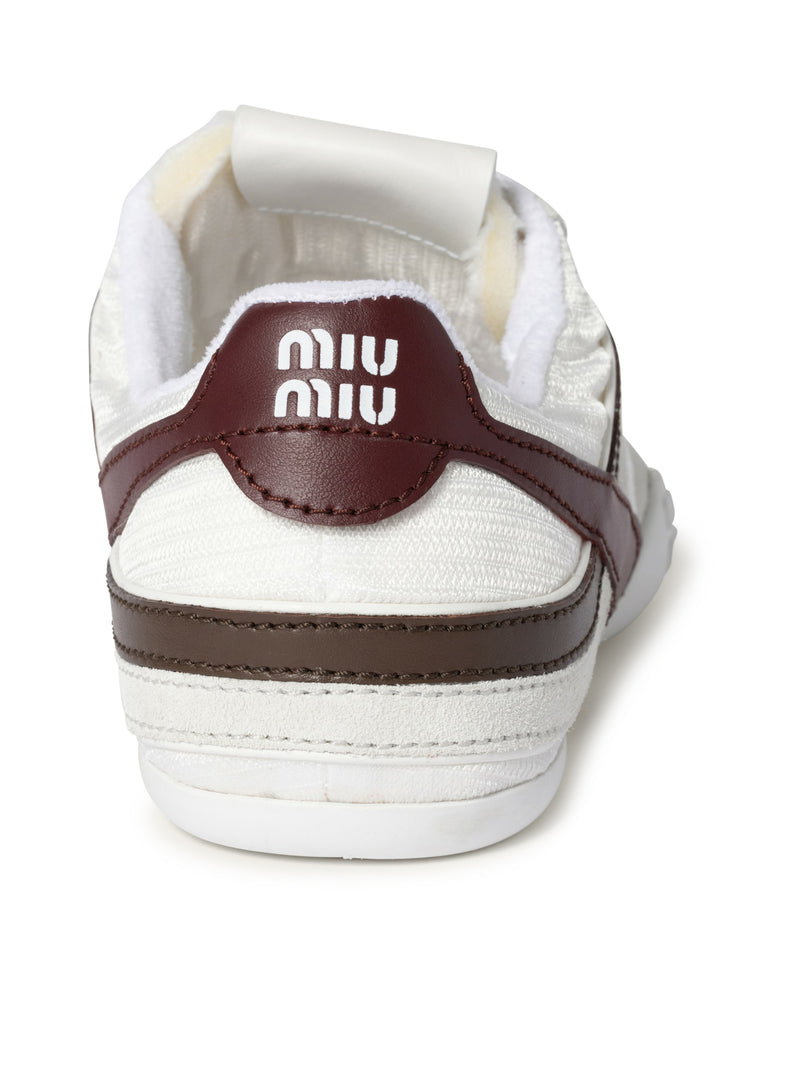 GYMNASIUM SNEAKERS IN TECHNICAL FABRIC AND SUEDE