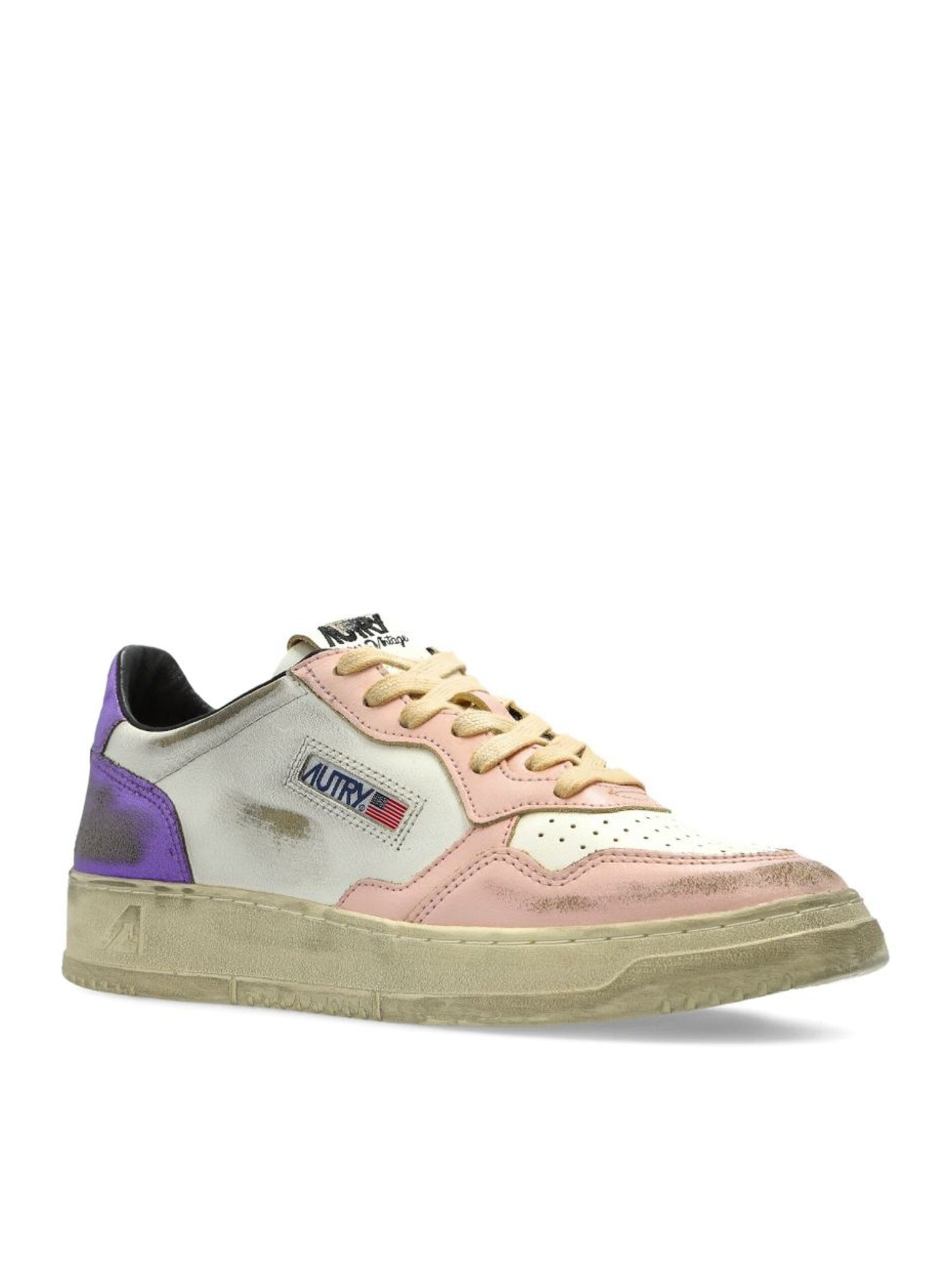 MEDALIST LOW LEATHER SNEAKERS