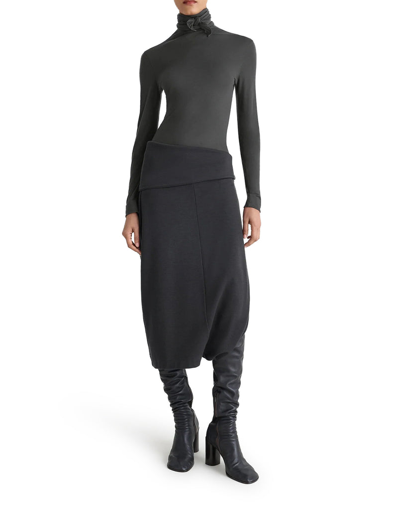 SCARF SWEATER WITH PATCHES