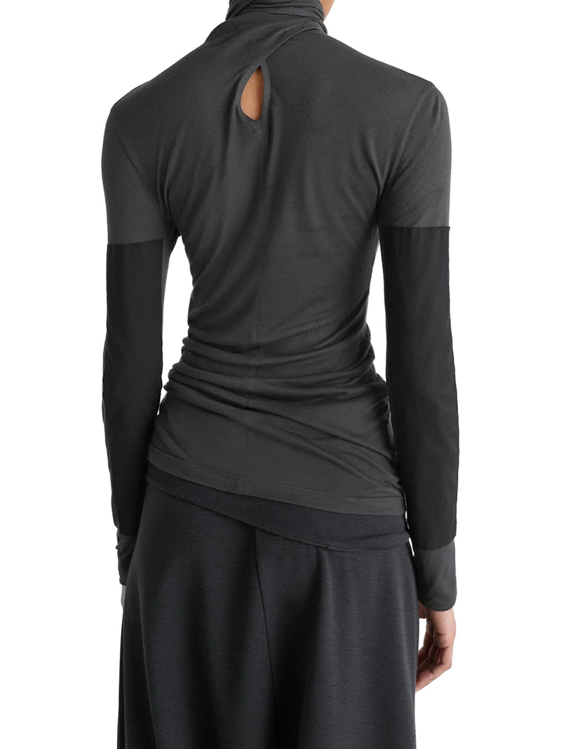 SCARF SWEATER WITH PATCHES