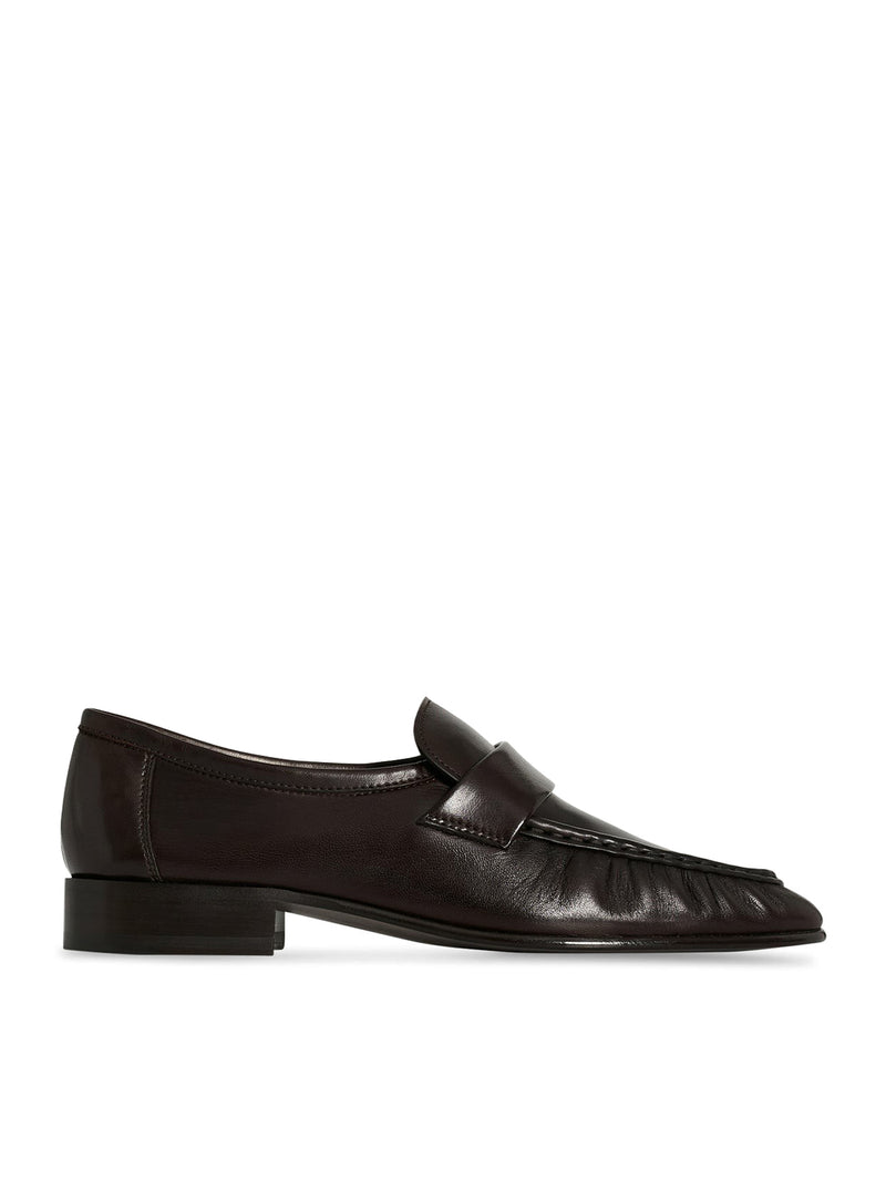 SOFT LEATHER LOAFER