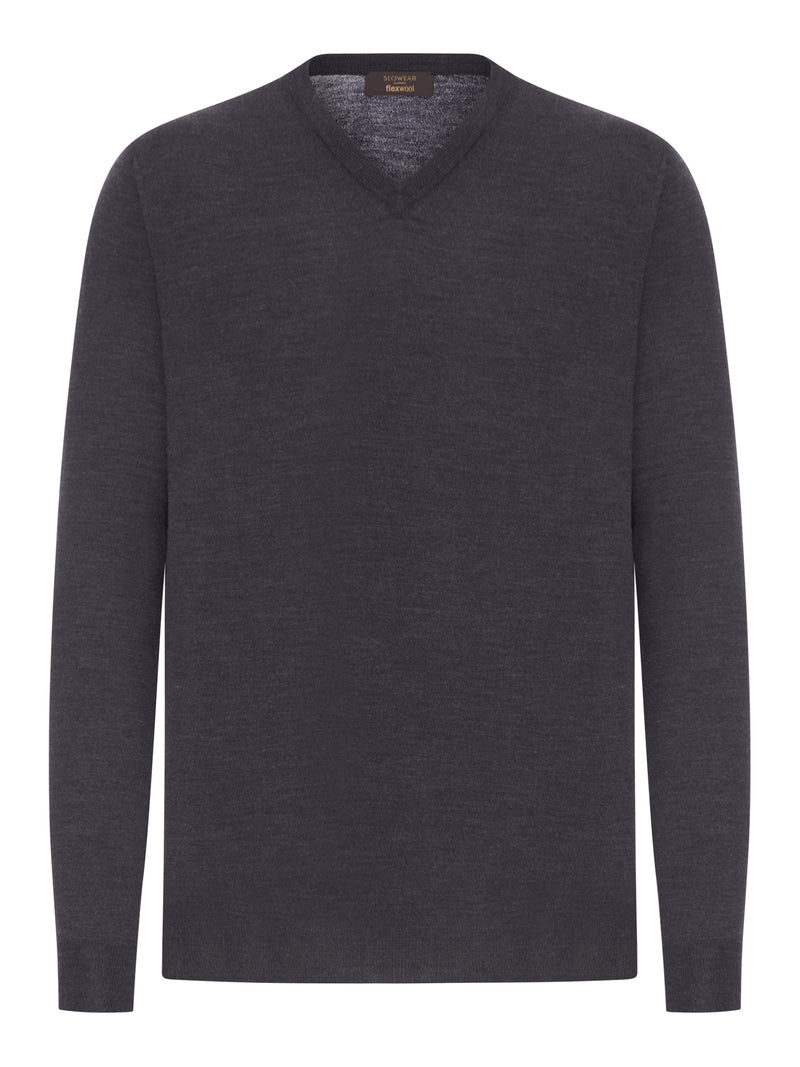 V-NECK SWEATER IN FINE COMBED WOOL