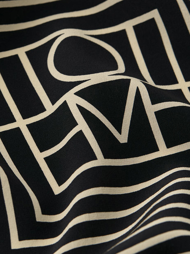 SIGNATURE MONOGRAM SILK SCARF – Suit Negozi Row