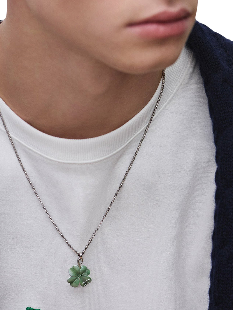 DIOR TRÈFLE PENDANT NECKLACE