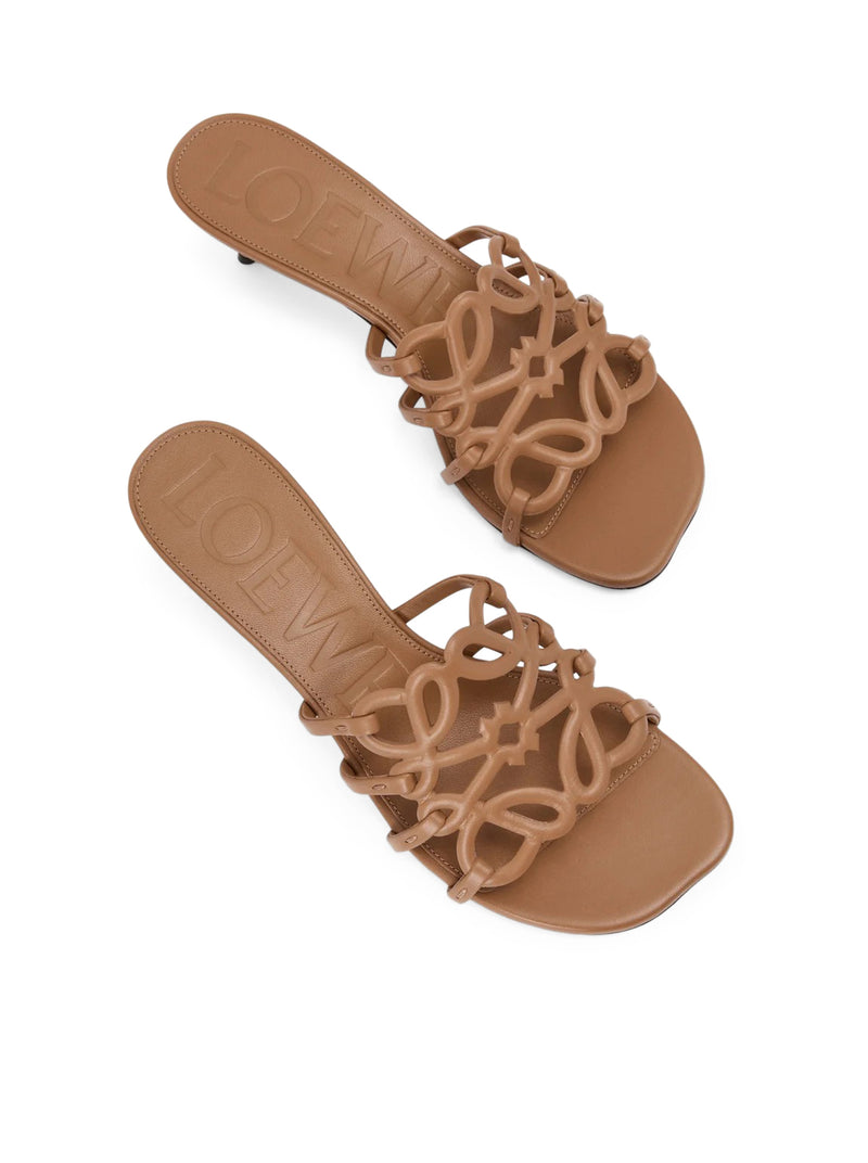 PETAL ANAGRAM SLIDE IN SOFT CALFSKIN