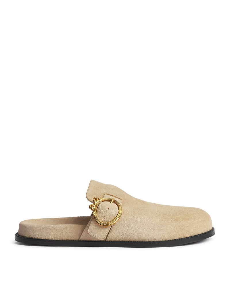 SABOT WITH MÉDAILLON BUCKLE IN SUEDE CALFSKIN