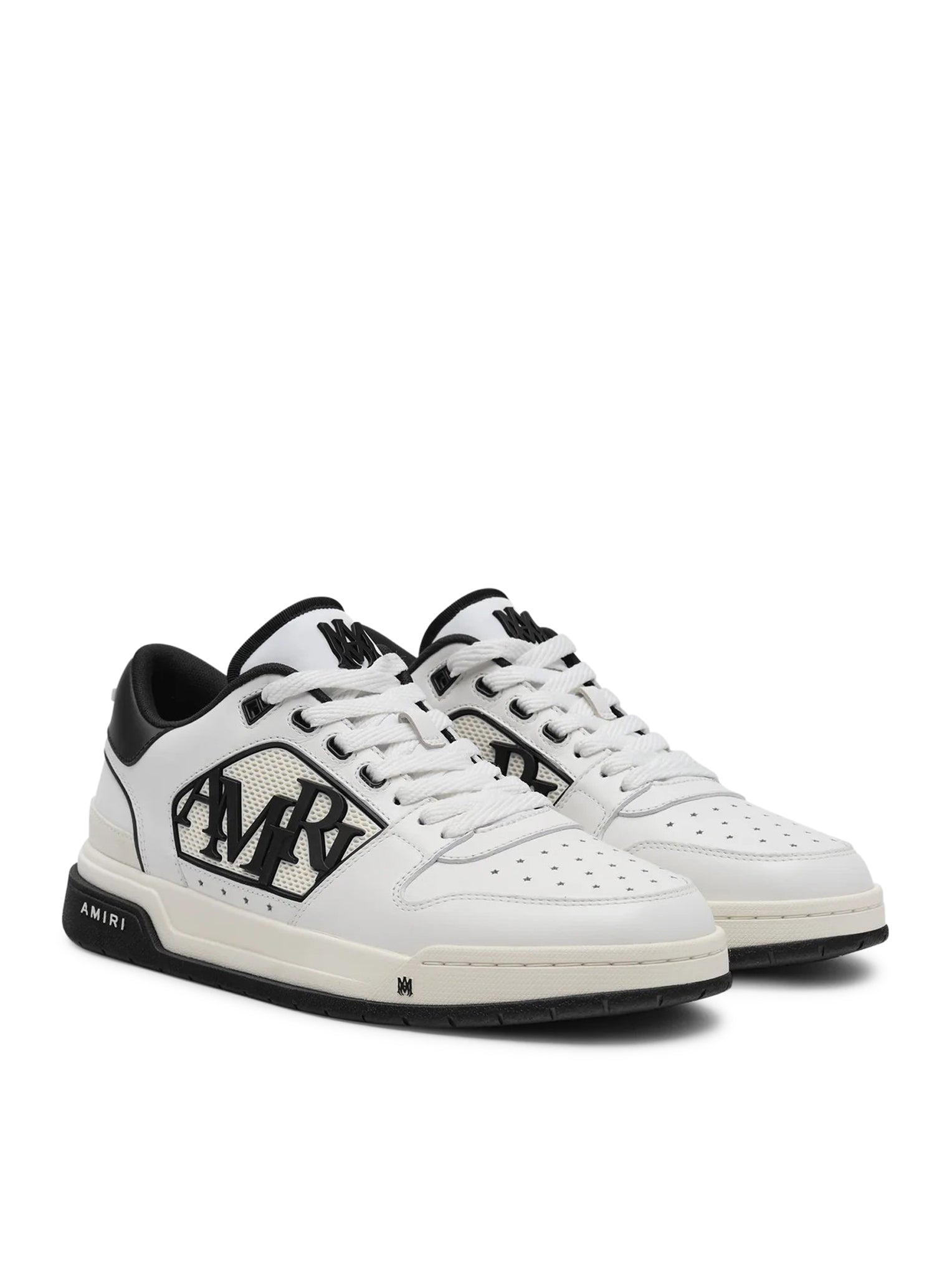 CLASSIC LOW LEATHER SNEAKERS