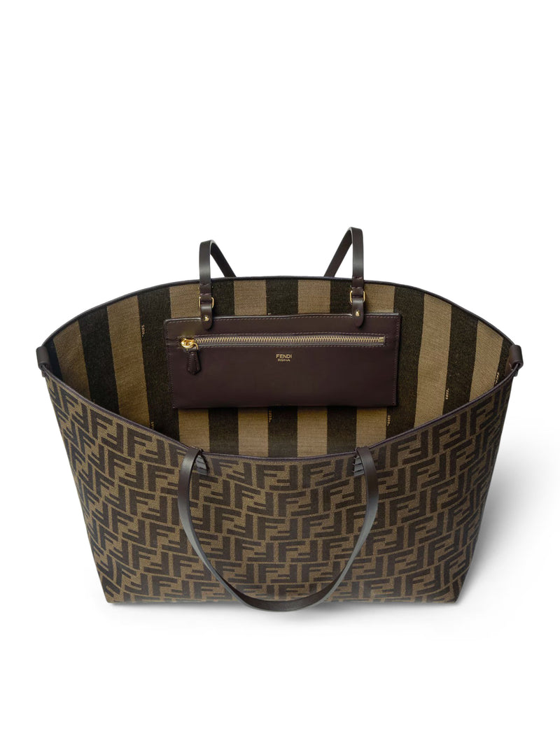 ROLL MEDIUM SHOPPER IN FF JACQUARD AND PEQUIN STRIPED FABRIC
