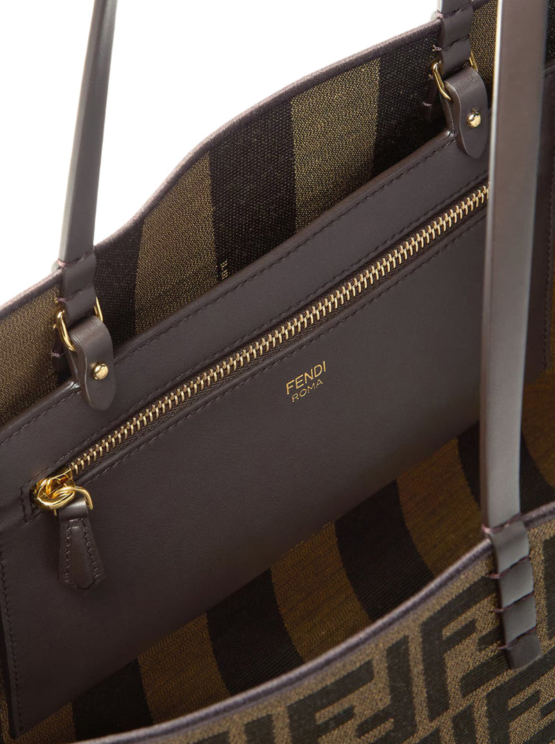 ROLL MEDIUM SHOPPER IN FF JACQUARD AND PEQUIN STRIPED FABRIC