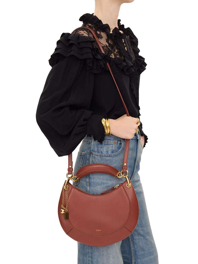 BANANA LEATHER SHOULDER BAG