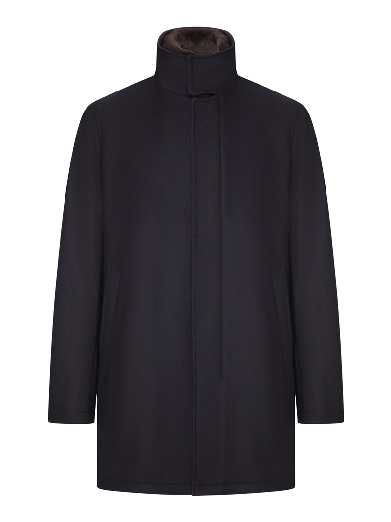 COAT WITH HIGH COLLAR AND CONTRASTING INTERIOR
