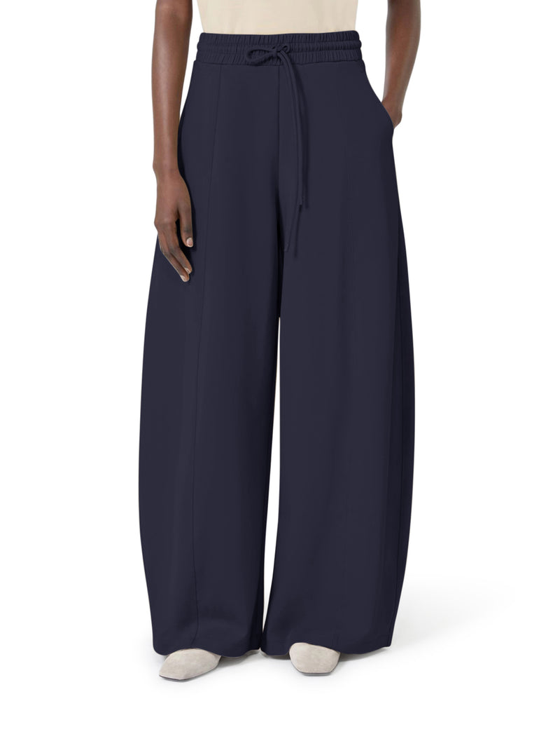 BARREL LEG PANTS IN TECHNICAL COTTON JERSEY