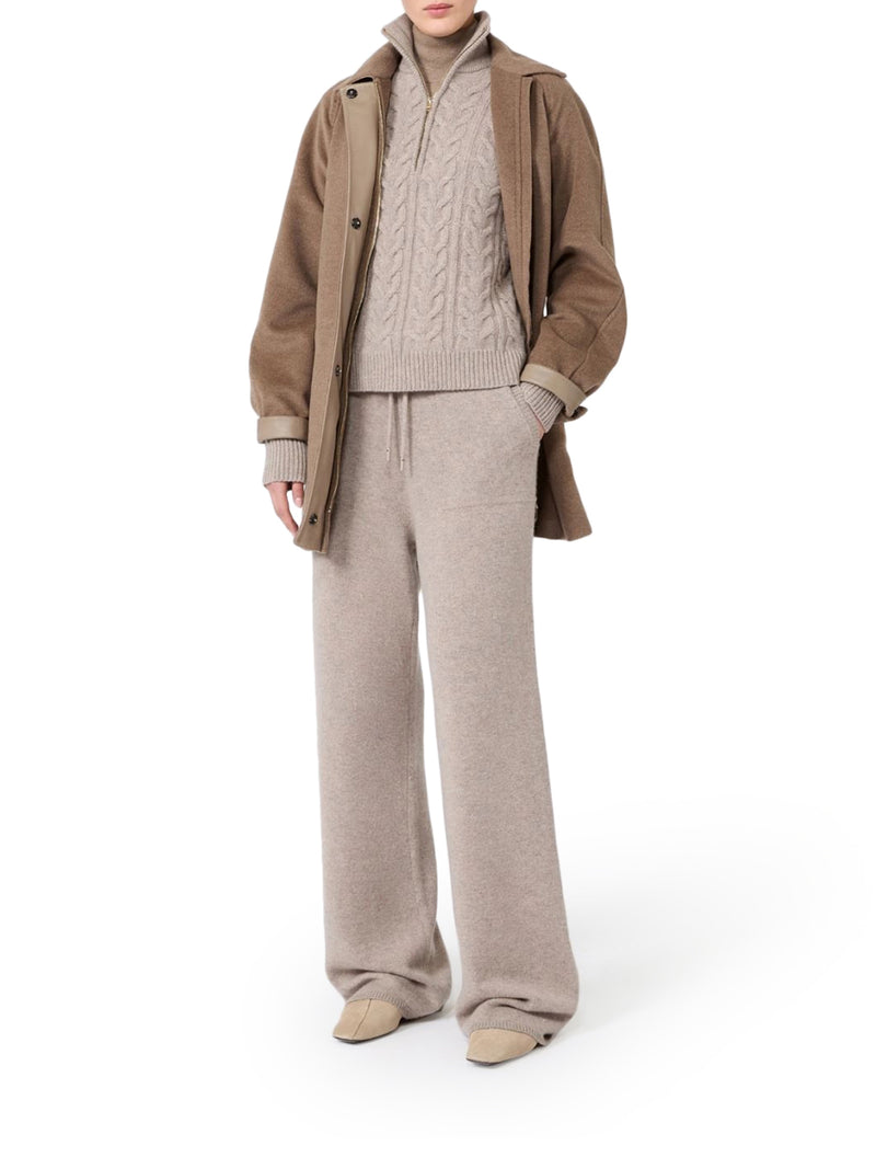 CABLE KNIT CASHMERE YARN SWEATER