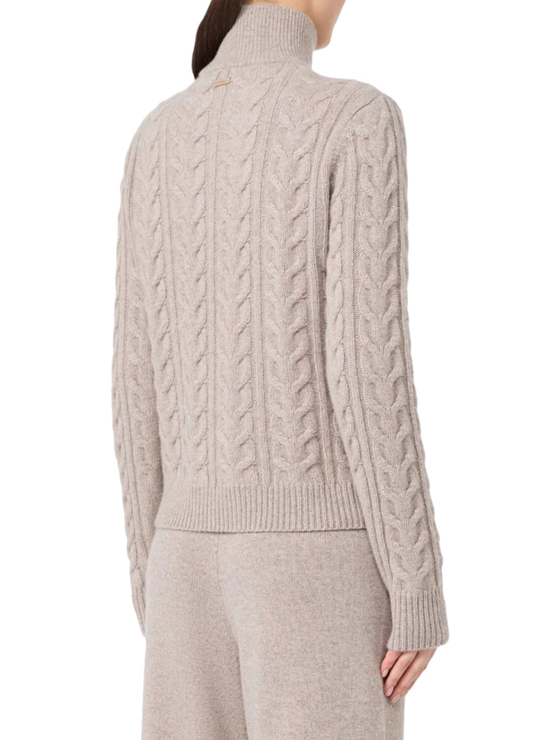 CABLE KNIT CASHMERE YARN SWEATER